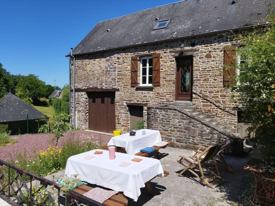 Chalet Des Roches Roche D'Oetre Suisse Normande Saint-Philbert-sur-Orne Exterior photo